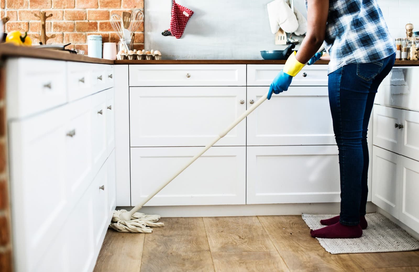 Treppenhausreinigung Firma Bochum für saubere Eingangsbereiche und mehr Hygiene